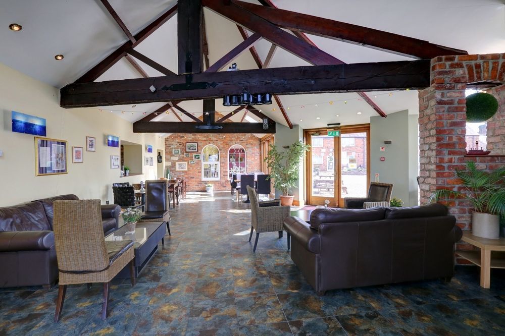 Manor Court Hotel Carnaby Εξωτερικό φωτογραφία